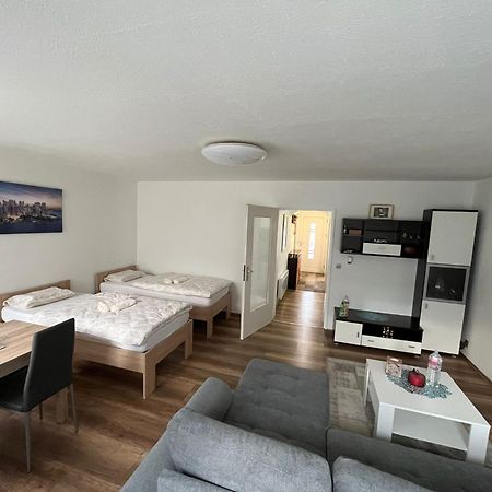 Modernes Apartment Saarbrücken Esterno foto