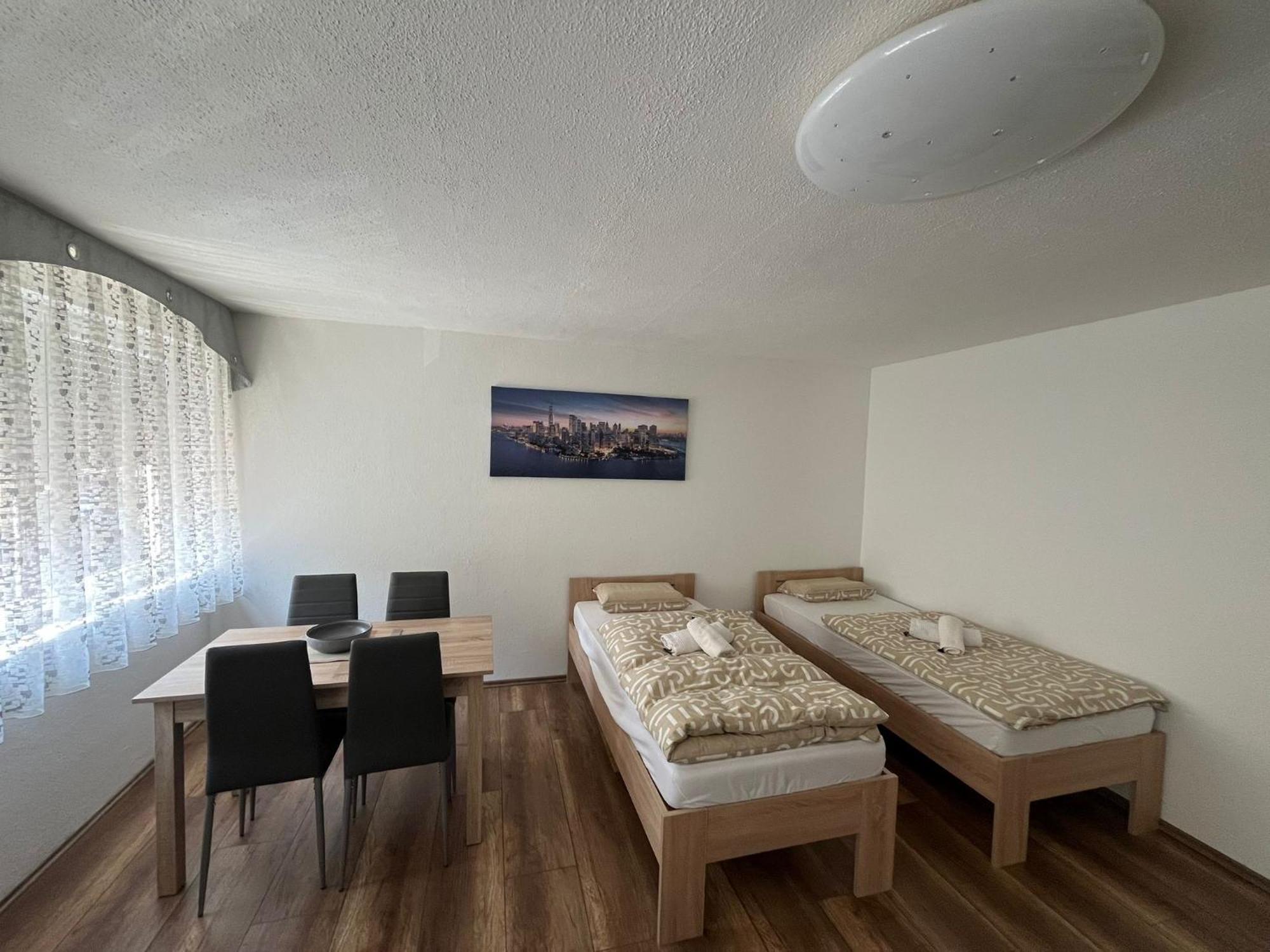 Modernes Apartment Saarbrücken Esterno foto